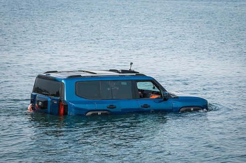 BYD’s YangWang Floated An SUV Two Years Ago. Chery’s Sailed One Across A Lake