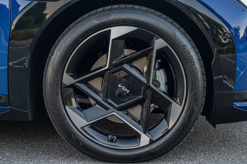 Kia’s 2026 EV4 GT-Line Rides Like An Audi e-tron GT And Costs Five Times Less | Review