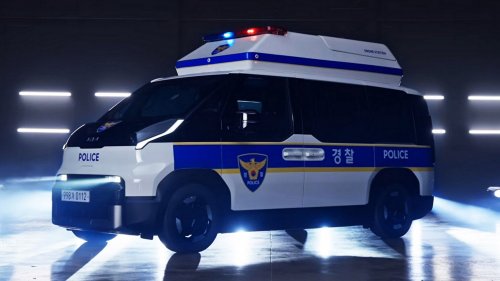Crown Vics Chased Suspects On The Ground. Kia’s Police Van Chases Them From The Sky