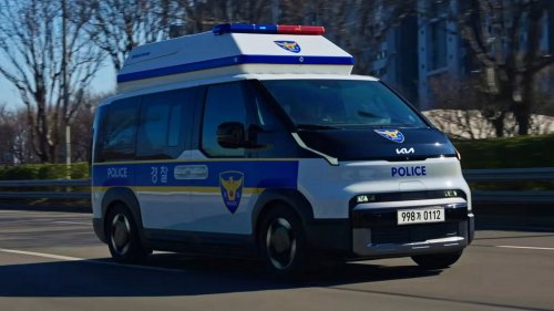 Crown Vics Chased Suspects On The Ground. Kia’s Police Van Chases Them From The Sky