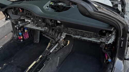 Porsche, Mazda, LA Thieves Stripped A Porsche So Bare That Bystanders Thought It Was A Mazda