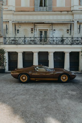Lamborghini Spent Three Years Restoring A Miura In A Color That Shouldn’t Work, And It Does