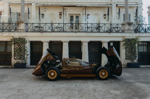 Lamborghini Spent Three Years Restoring A Miura In A Color That Shouldn’t Work, And It Does