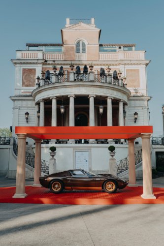 Lamborghini Spent Three Years Restoring A Miura In A Color That Shouldn’t Work, And It Does