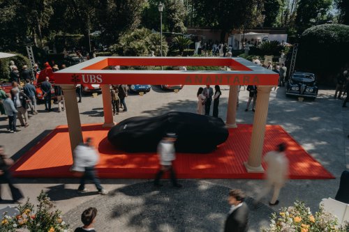 Lamborghini Spent Three Years Restoring A Miura In A Color That Shouldn’t Work, And It Does