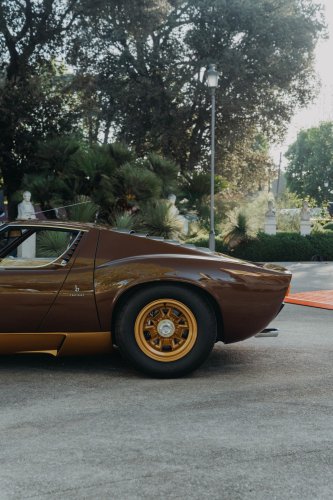 Lamborghini Spent Three Years Restoring A Miura In A Color That Shouldn’t Work, And It Does