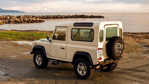 A 2003 Land Rover Defender 90 Makes 120 HP And Somehow Made Me Want To Keep The Keys