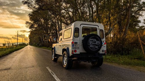 A 2003 Land Rover Defender 90 Makes 120 HP And Somehow Made Me Want To Keep The Keys