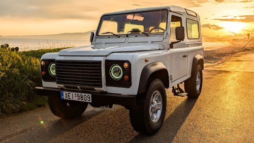 A 2003 Land Rover Defender 90 Makes 120 HP And Somehow Made Me Want To Keep The Keys