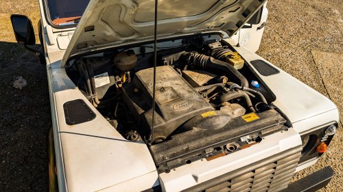 A 2003 Land Rover Defender 90 Makes 120 HP And Somehow Made Me Want To Keep The Keys
