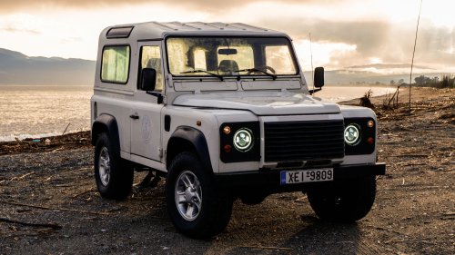 A 2003 Land Rover Defender 90 Makes 120 HP And Somehow Made Me Want To Keep The Keys