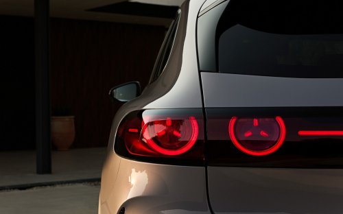 Mercedes’ Six-Seat GLC EV Borrows S-Class Suspension, And Only China Gets It