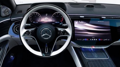 Mercedes, Mercedes Refuses To Kill The Big Screens, Even As It Admits Buttons Won