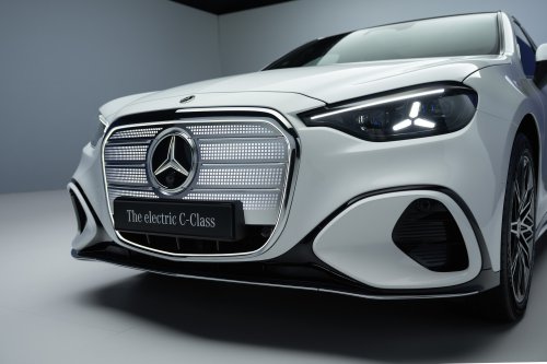 Mercedes’ Electric C-Class Is The BMW i3’s Neue Nightmare