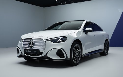 Mercedes’ Electric C-Class Is The BMW i3’s Neue Nightmare