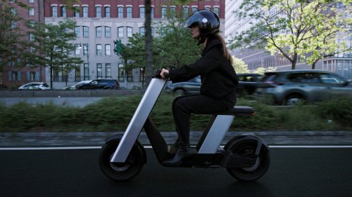 Infinite Machine Olto Wants To Replace Your Car With A Tiny Electric Moped