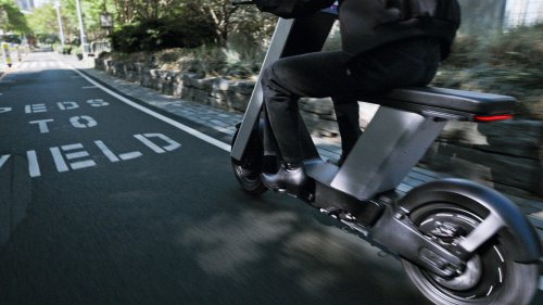 Infinite Machine Olto Wants To Replace Your Car With A Tiny Electric Moped