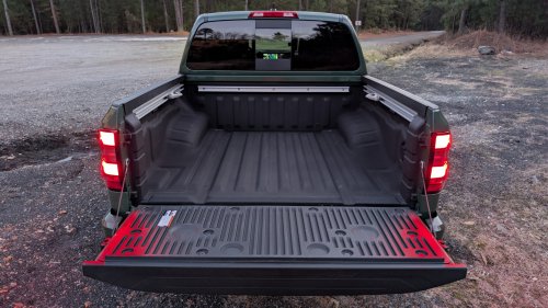 Nissan’s 2026 Frontier Pro-4X Costs Less Than A Loaded Tacoma And Doesn’t Feel Like It | Review