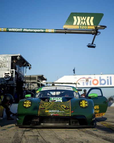 Apple’s Logo Is Going Back On A Porsche For The First Time In 46 Years