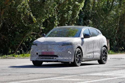 Renault’s Struggling Electric Crossover Is Getting A Second Chance