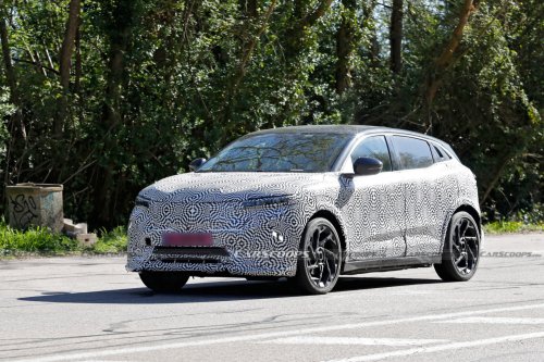 Renault’s Struggling Electric Crossover Is Getting A Second Chance