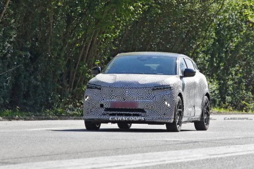 Renault’s Struggling Electric Crossover Is Getting A Second Chance