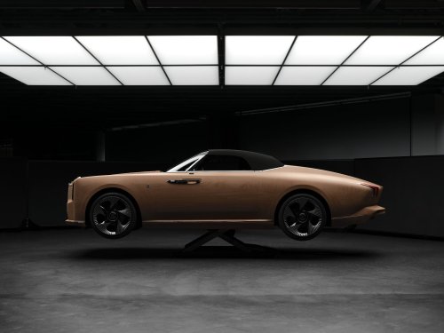 Rolls-Royce Unveils A $9.5 Million Electric Land Yacht