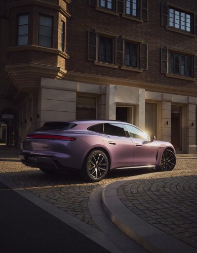 Porsche Charges $134K For The Taycan, SAIC Charges $32K For This