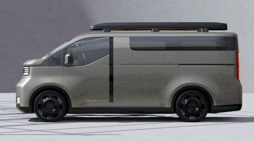 The Toyota Van That Refused To Change For 22 Years Is Being Replaced, And It’ll Look Nothing Like Before