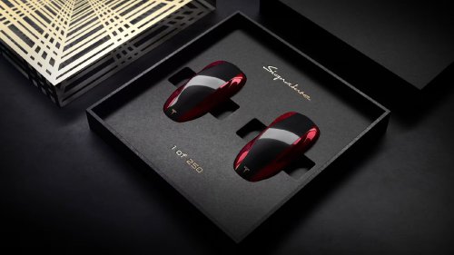 You’d Have To Be High To Pay $159,420 For Tesla’s Signature Editions