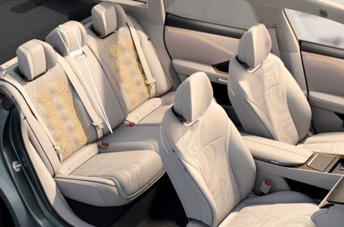 Toyota’s bZ7 Is Bigger Than A Model S And Cheaper Than A Model 3. China Ordered 3,100 In An Hour