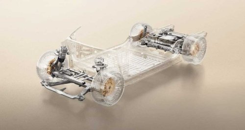 Toyota’s bZ7 Is Bigger Than A Model S And Cheaper Than A Model 3. China Ordered 3,100 In An Hour