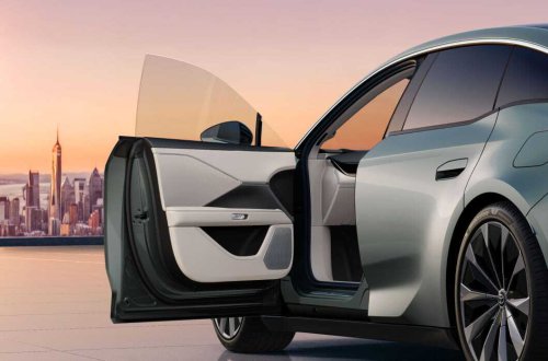 Toyota’s bZ7 Is Bigger Than A Model S And Cheaper Than A Model 3. China Ordered 3,100 In An Hour