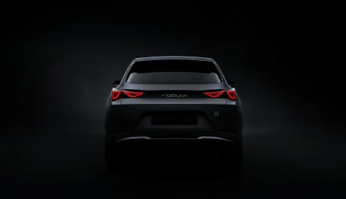 A Pre-War Italian Brand Reborn To Hawk Restyled Chinese Crossovers