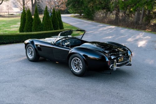Even After Selling Your House, You Probably Can’t Afford This Shelby Cobra