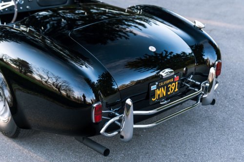 Even After Selling Your House, You Probably Can’t Afford This Shelby Cobra