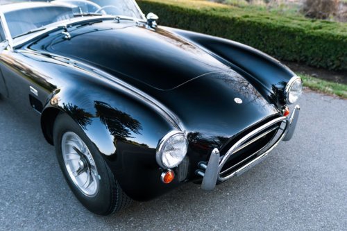 Even After Selling Your House, You Probably Can’t Afford This Shelby Cobra