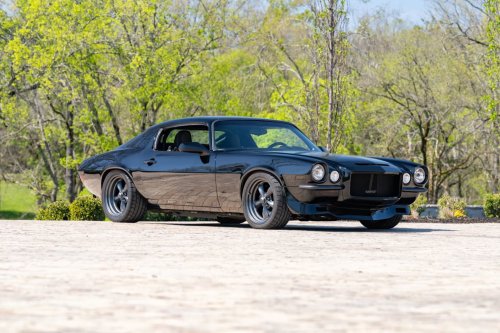 This 1971 Camaro Has An Interior From Chevy’s Future
