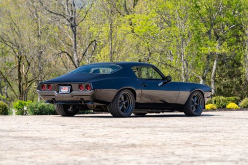 This 1971 Camaro Has An Interior From Chevy’s Future
