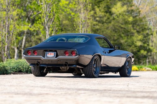 This 1971 Camaro Has An Interior From Chevy’s Future
