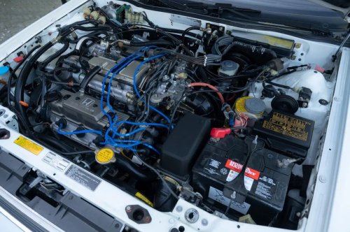 A Museum-Grade Legend V6 Turned Up In A Place Acura Never Sold One