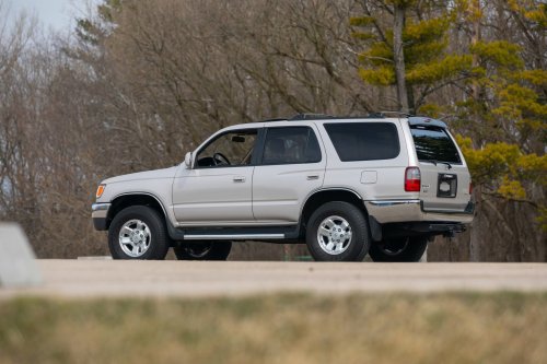 A 30-Year-Old 4Runner Just Sold For More Than A Brand-New One