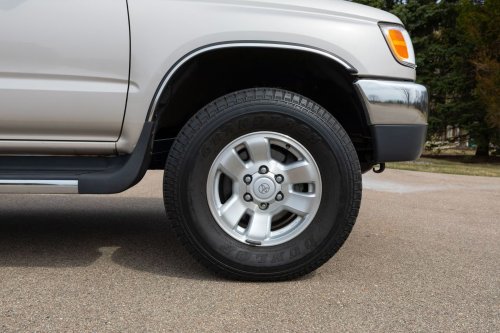 A 30-Year-Old 4Runner Just Sold For More Than A Brand-New One