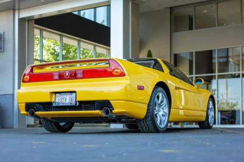One Typo Turned A $294K Acura NSX Bid Into A $394K Problem