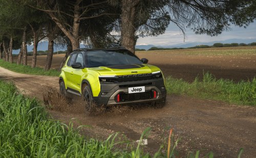 Jeep’s Refreshed Avenger Gets A Classier Cabin And New Turbo Engine