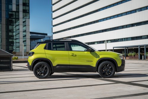 Jeep’s Refreshed Avenger Gets A Classier Cabin And New Turbo Engine
