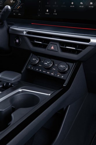 KGM’s $19,300 Torres Facelift Walks Back A Bad Interior Idea
