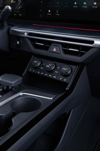 KGM’s $19,300 Torres Facelift Walks Back A Bad Interior Idea