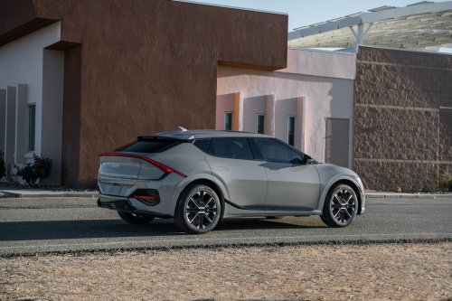 Kia EV6, Kia, EV6 Sales Tumbled Nearly 38%, Kia’s 2026 Pricing Tells The Rest