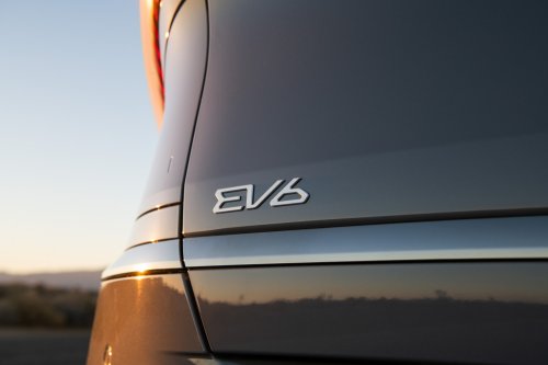 EV6 Sales Tumbled Nearly 38%, Kia’s 2026 Pricing Tells The Rest
